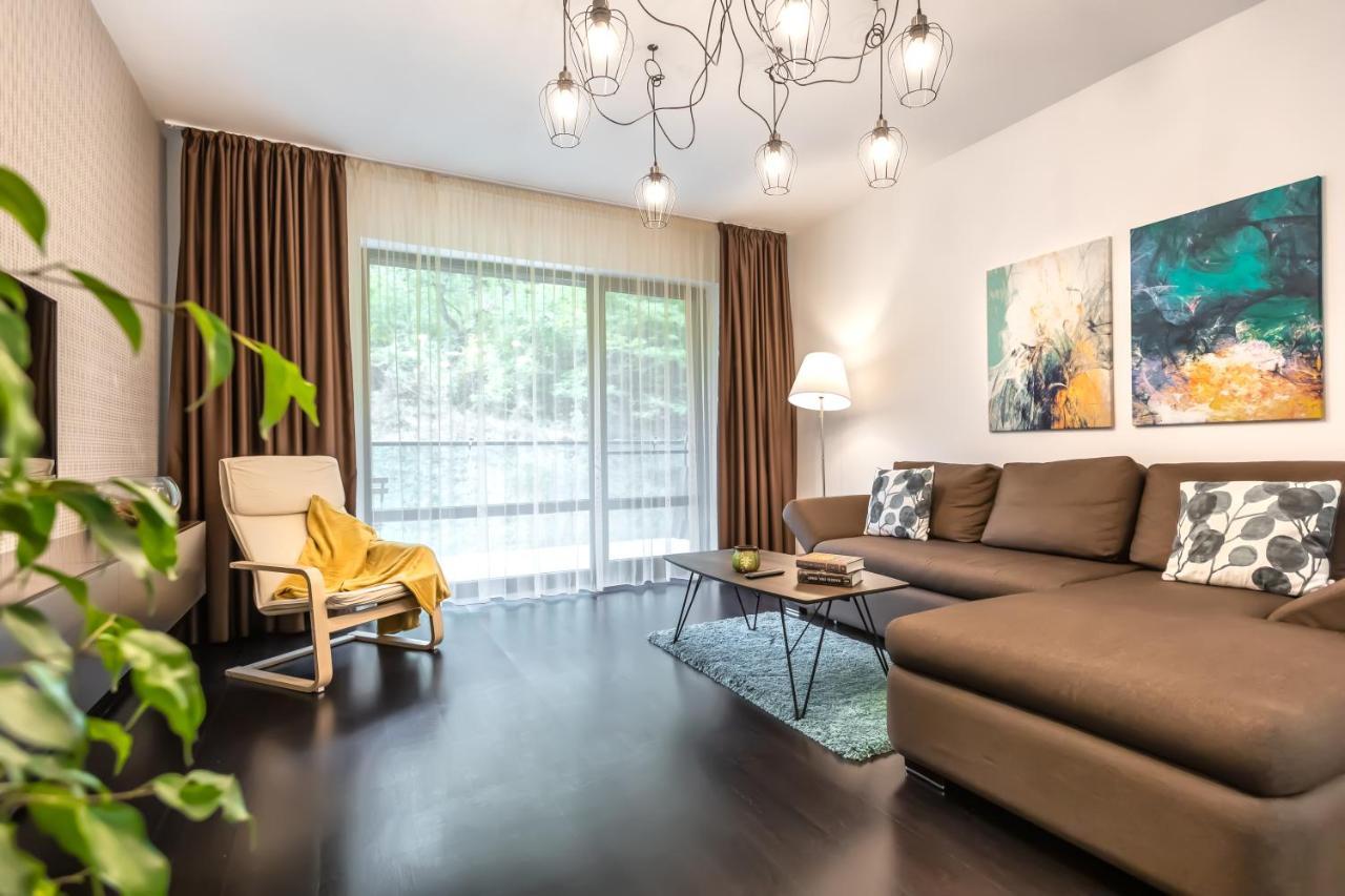 Tampa Gardens Apartments - Adults Only Brassó Kültér fotó
